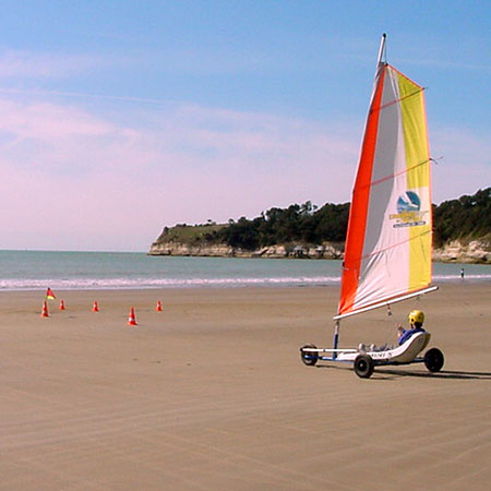 Centre de vacances Adrien Roche | séjour vacances enfants et ados char a voile