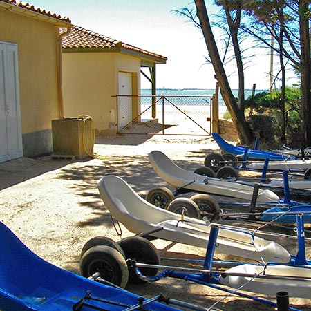 Centre de vacances Adrien Roche | séjour vacances enfants et ados char a voile